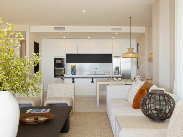 3-bedroom Apartment In Estepona, Spain (231 M²)