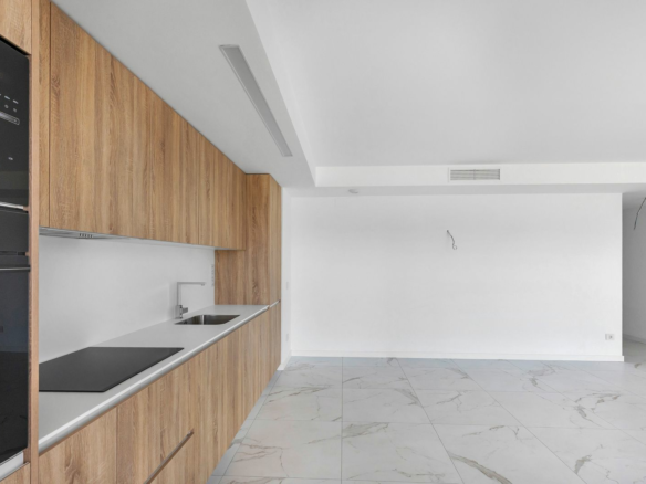 2-bedroom Apartment In Torrevieja, Spain (61 M²)