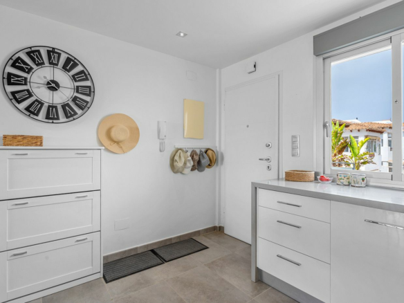 2-bedroom Bungalow In Orihuela Costa, Spain (89 M²)