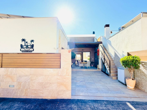 3-bedroom House In Los Montesinos, Spain (106 M²)