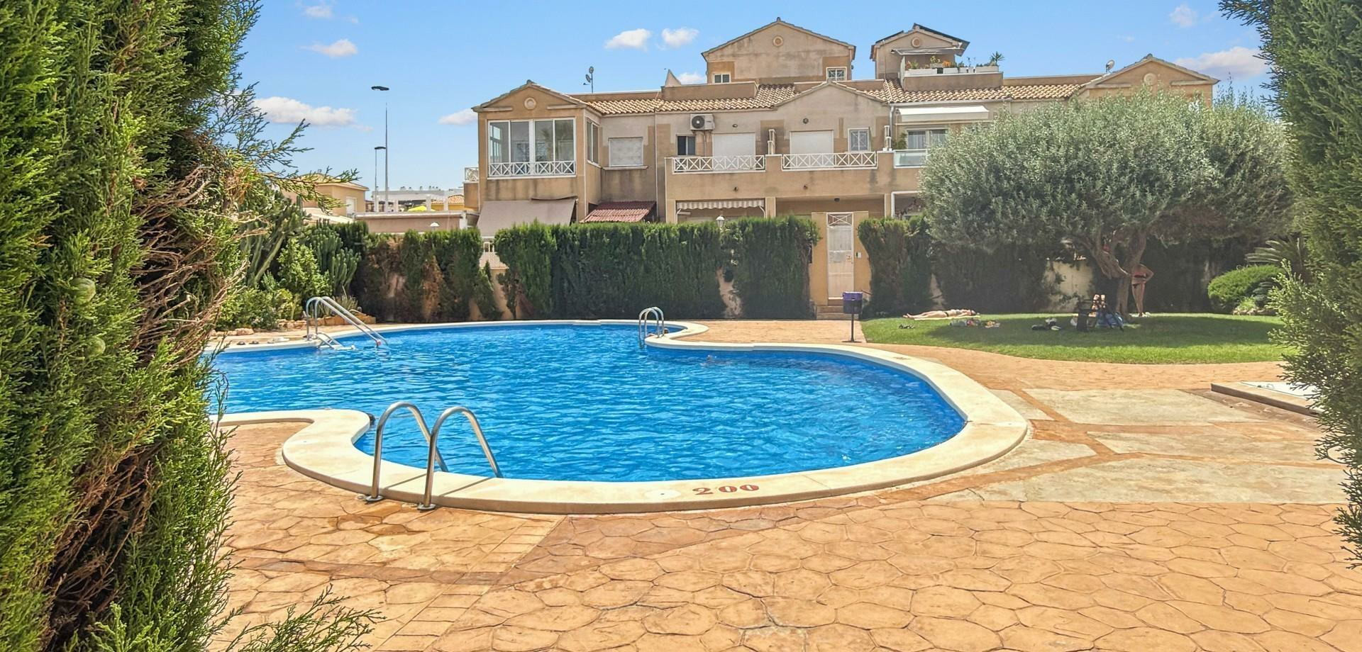 2-bedroom Terraced House In Torrevieja, Spain (69 M²)