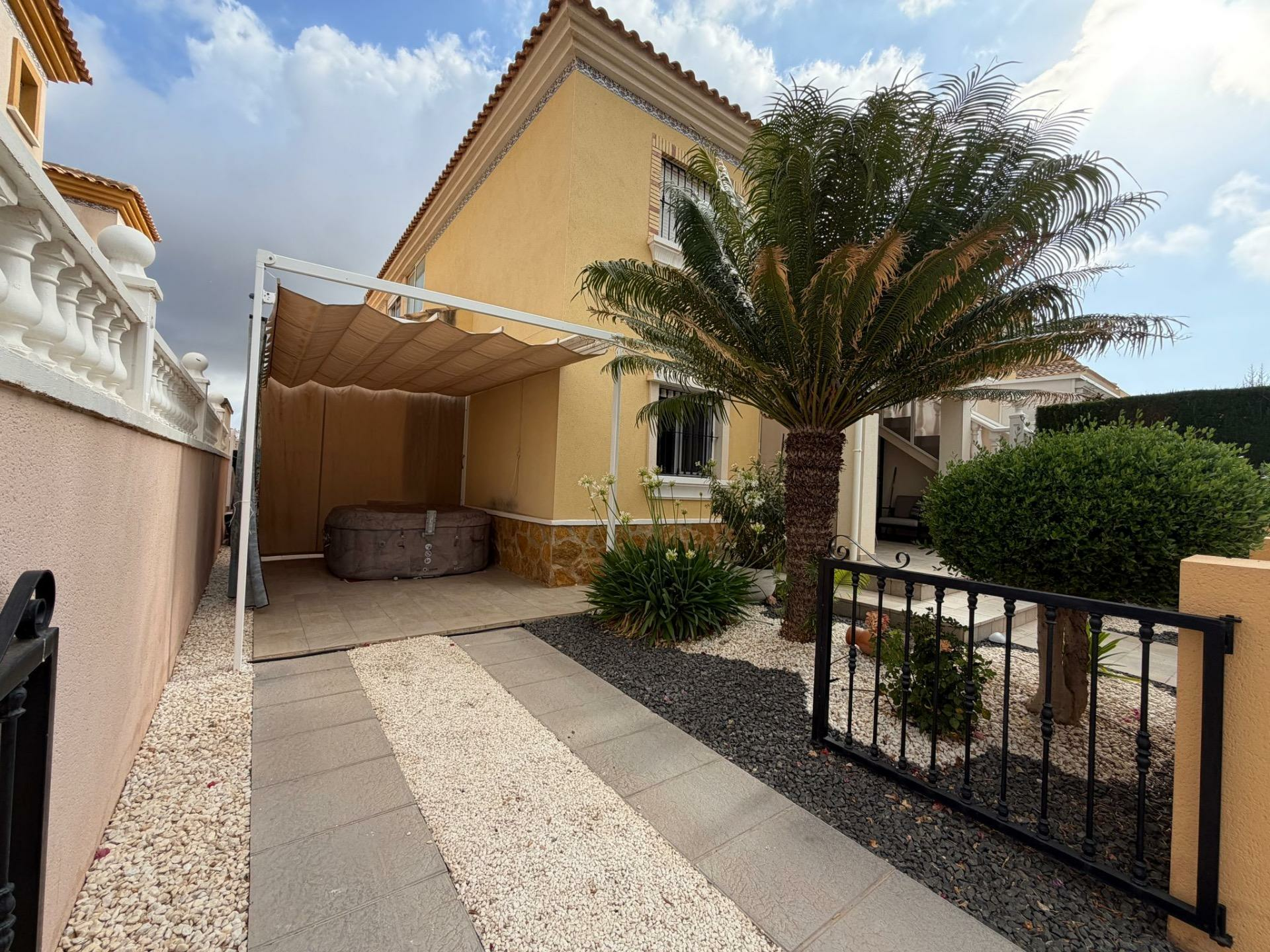 2-6-471811 2-bedroom Bungalow In Orihuela Costa, Spain (60 M²)