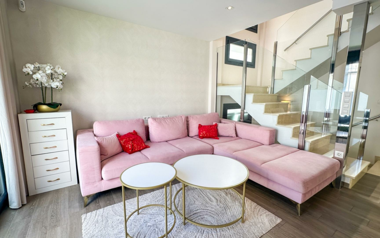 5-bedroom Villa In Torrevieja, Spain (250 M²)