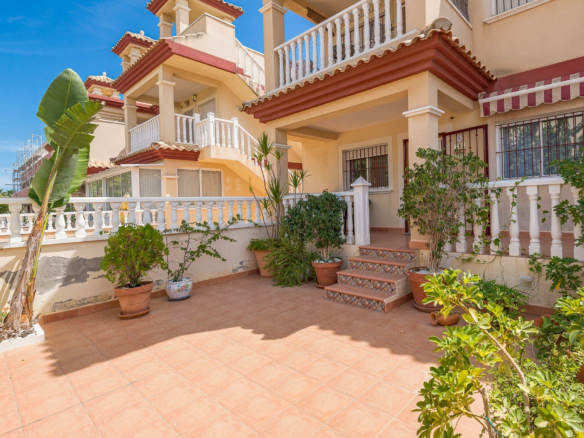 2-bedroom Bungalow In San Pedro Del Pinatar, Spain (63 M²)