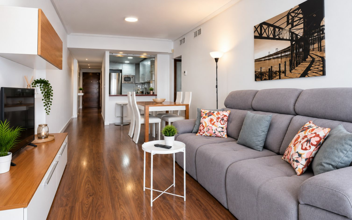 3-bedroom Apartment In Torrevieja, Spain (120 M²)
