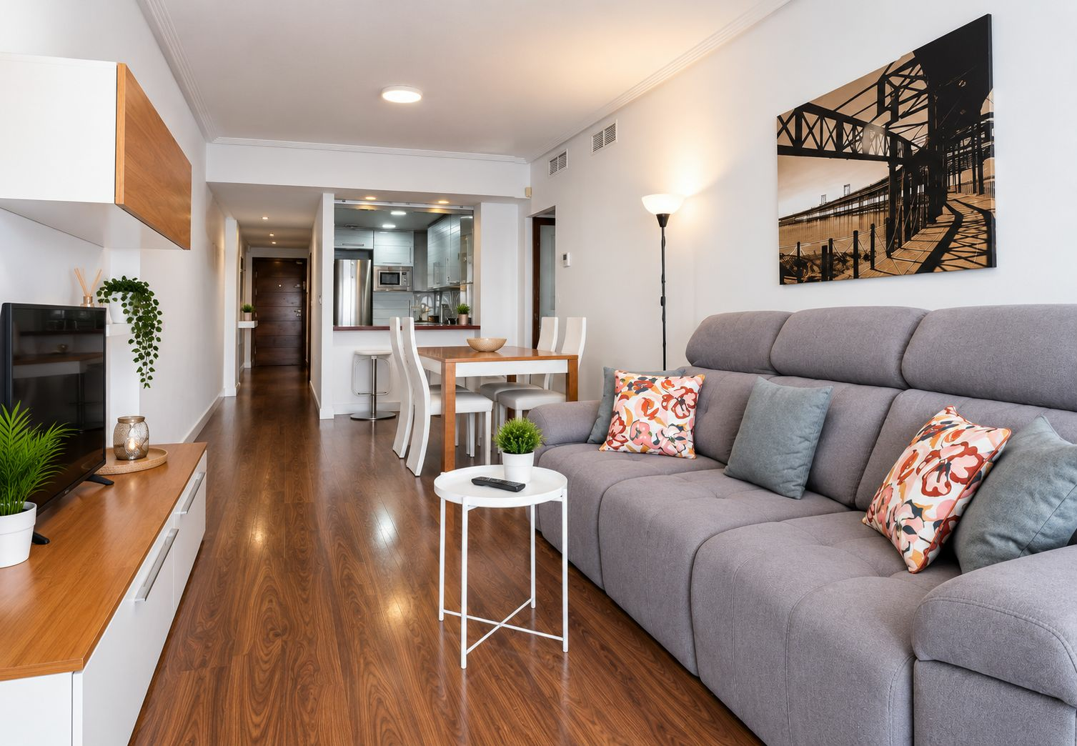 2-6-5611a2 3-bedroom Apartment In Torrevieja, Spain (120 M²)