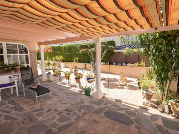 4-bedroom Villa In Orihuela Costa, Spain (180 M²)