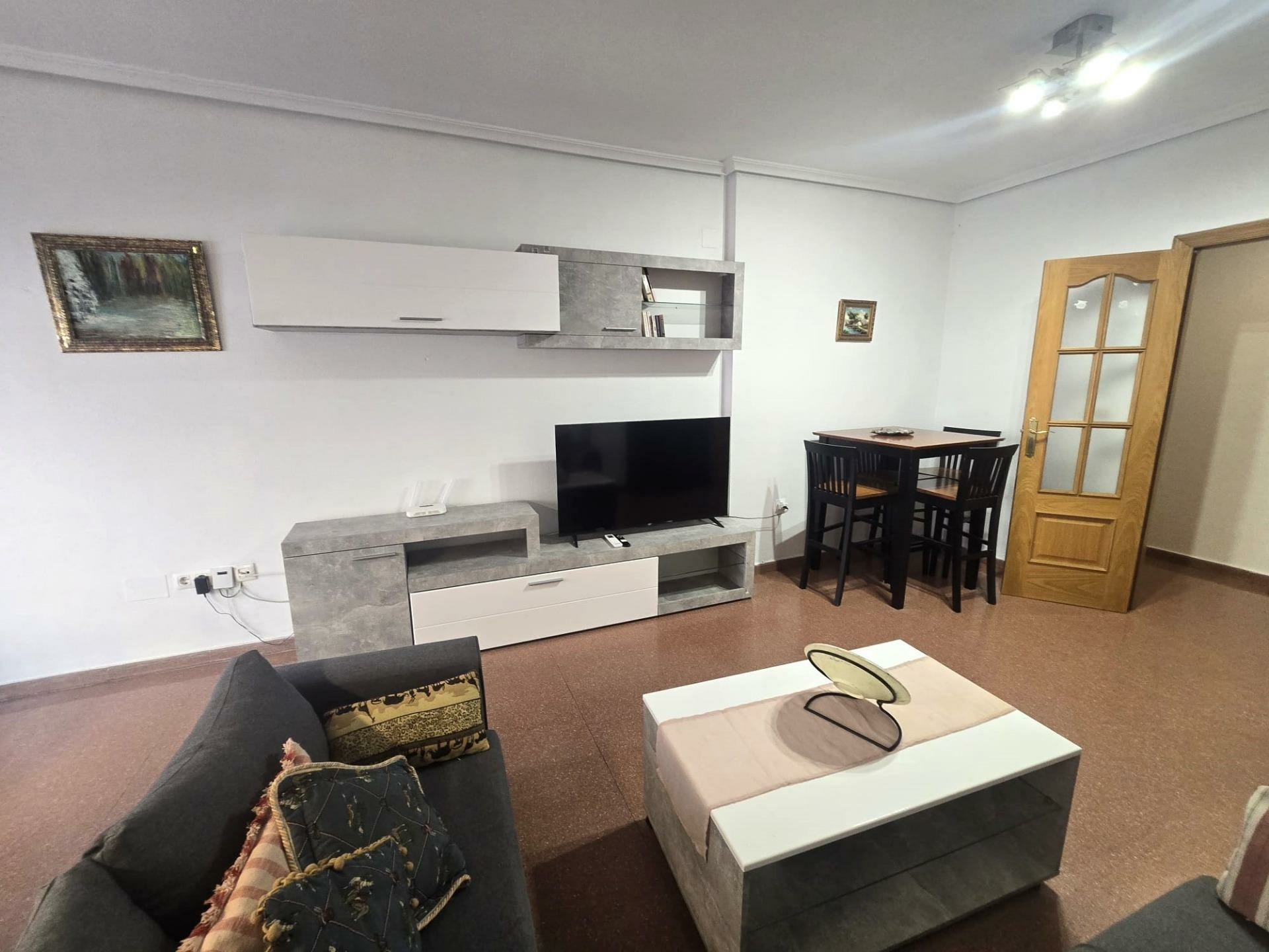 3-bedroom Apartment In Torrevieja, Spain (125 M²)