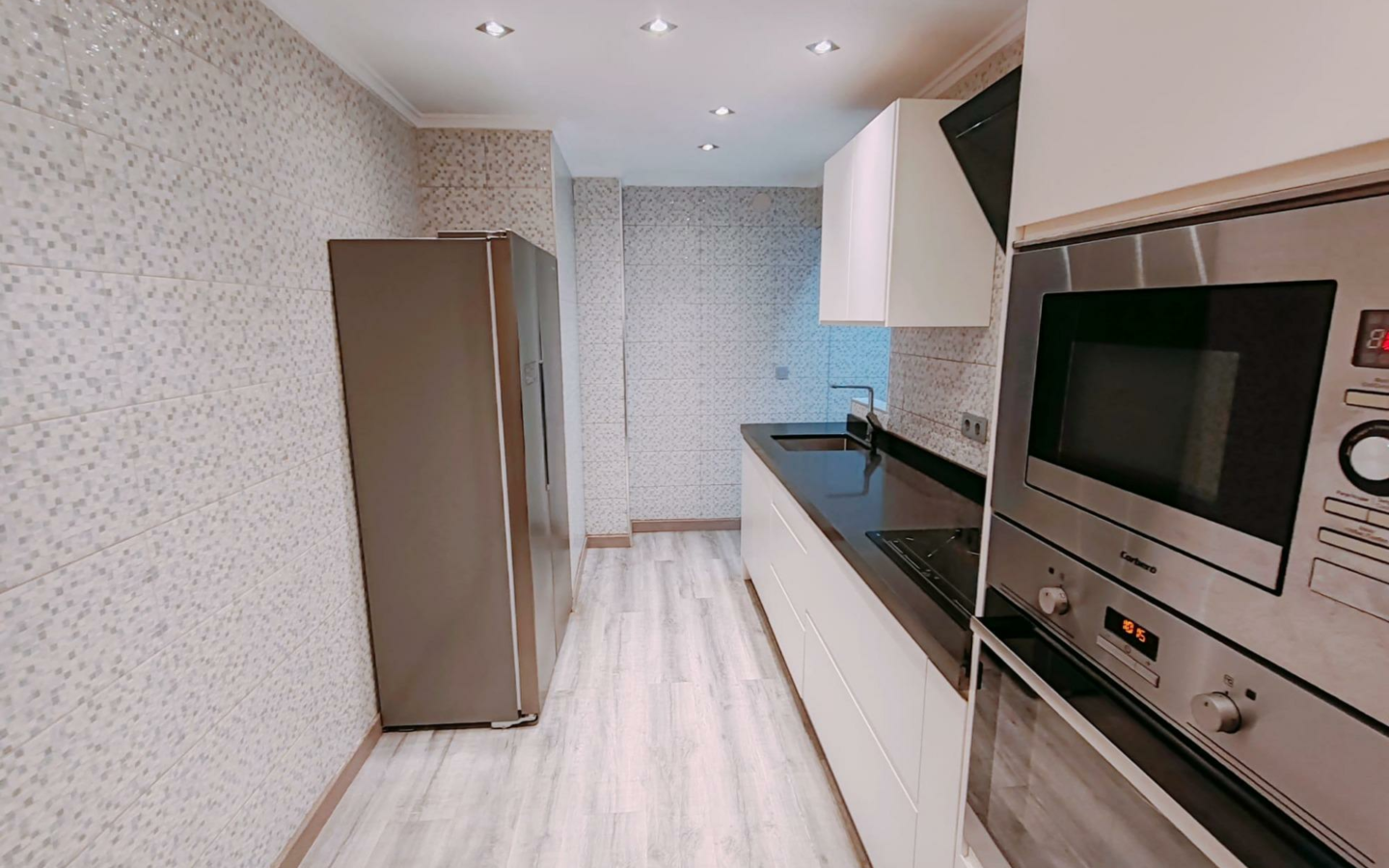 3-bedroom Apartment In Torrevieja, Spain (112 M²)