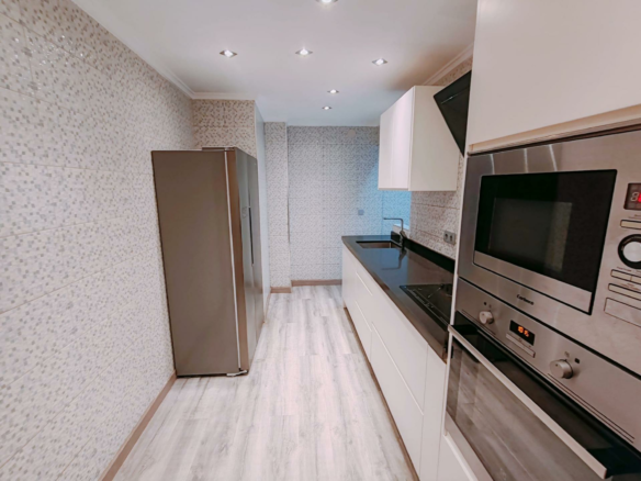 3-bedroom Apartment In Torrevieja, Spain (112 M²)