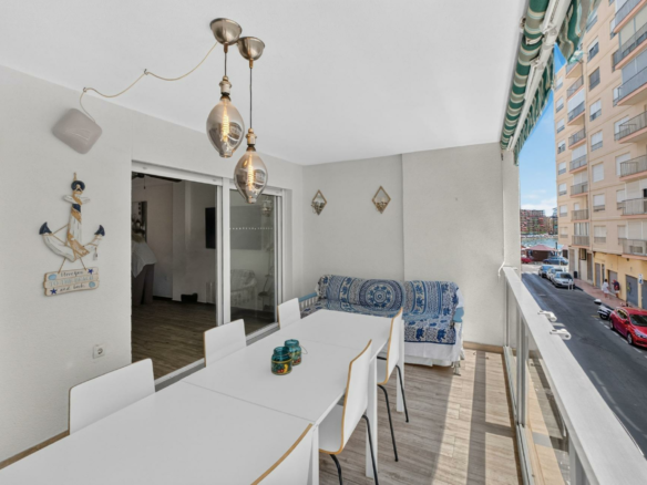 3-bedroom Apartment In Torrevieja, Spain (117 M²)