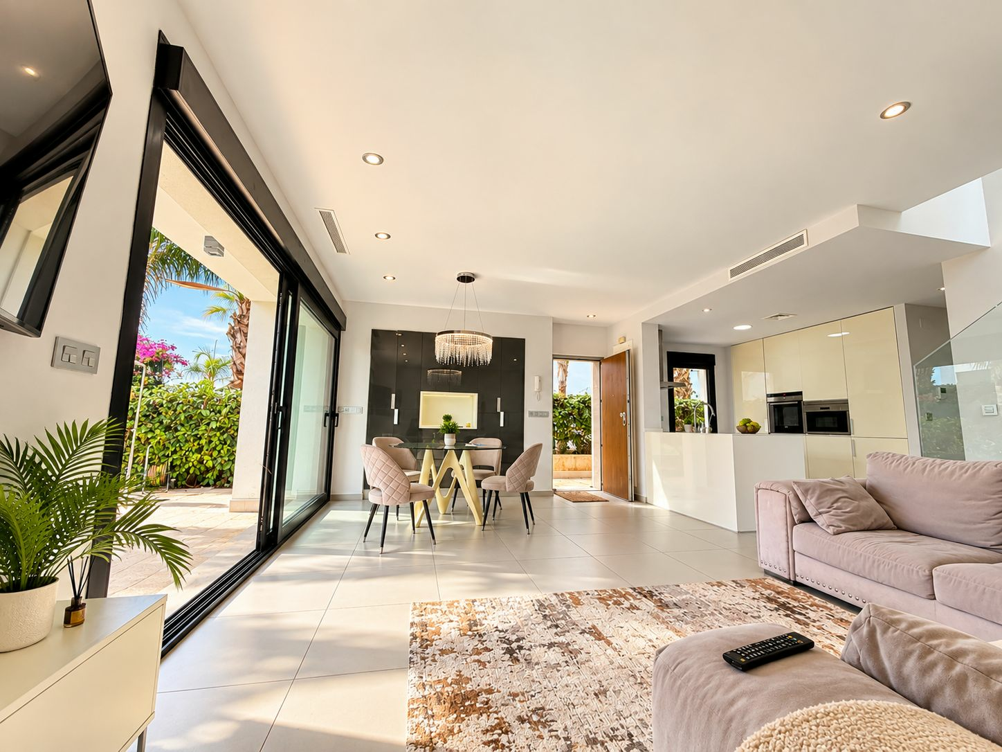 3-bedroom Villa In Almoradi, Spain (125 M²)