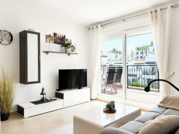 2-bedroom Apartment In Orihuela Costa, Spain (122 M²)