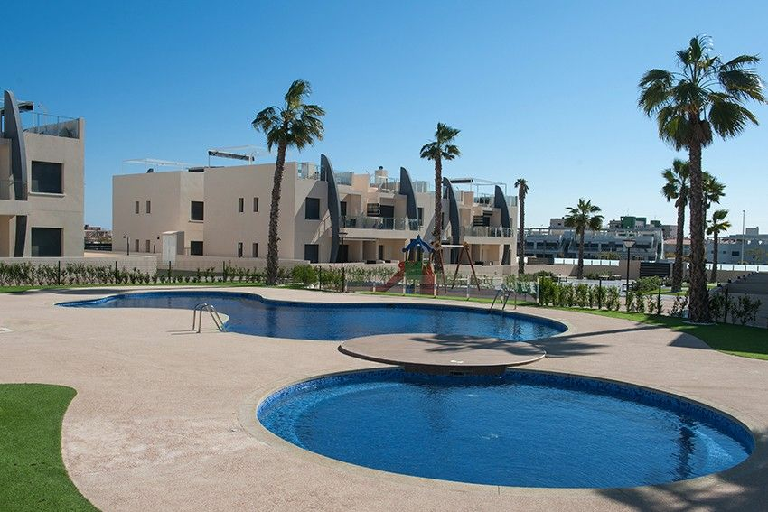 2-bedroom Apartment In Pilar De La Horadada, Spain (70 M²)