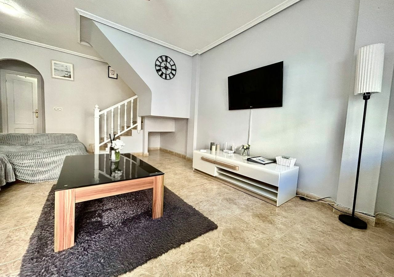 3-bedroom House In Orihuela Costa, Spain (86 M²)