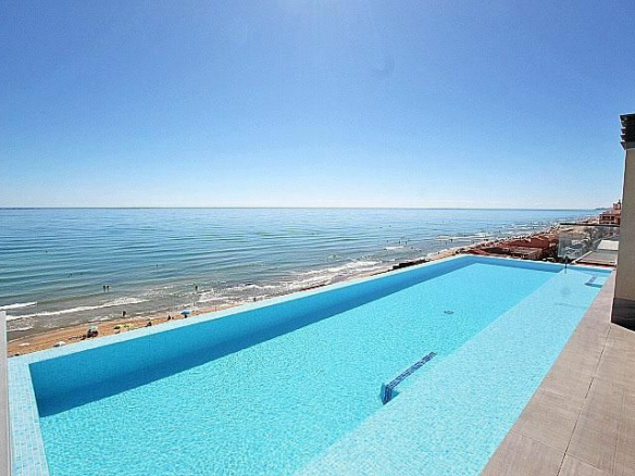 3-bedroom Penthouse In Guardamar Del Segura, Spain (123 M²)