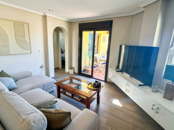 2-bedroom Bungalow In Torrevieja, Spain (70 M²)