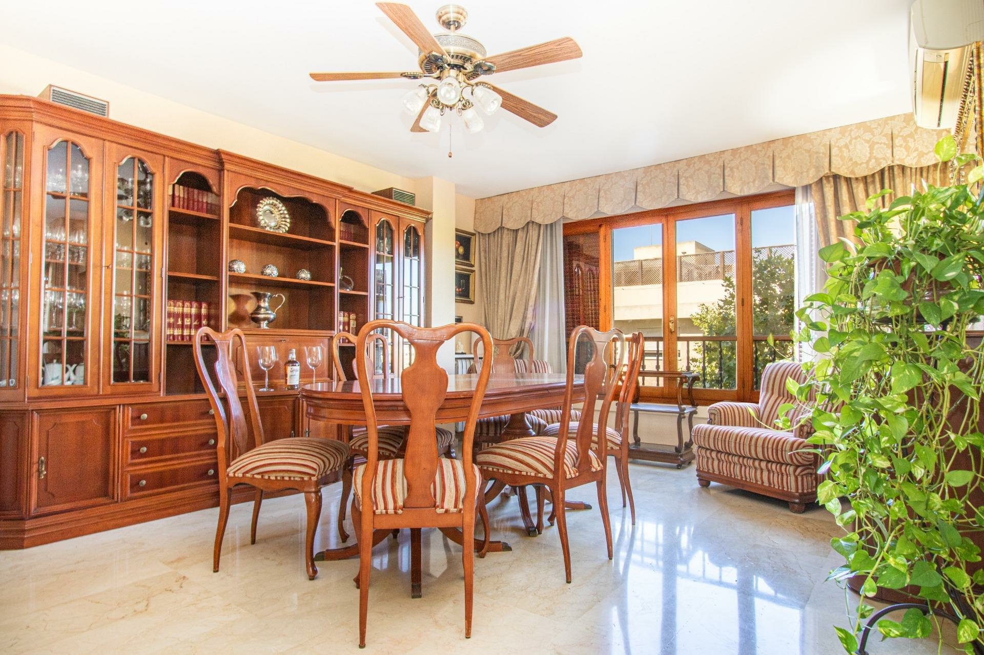 2-6-e0e47a 5-bedroom Flat In Palma De Mallorca, Spain (172 M²)