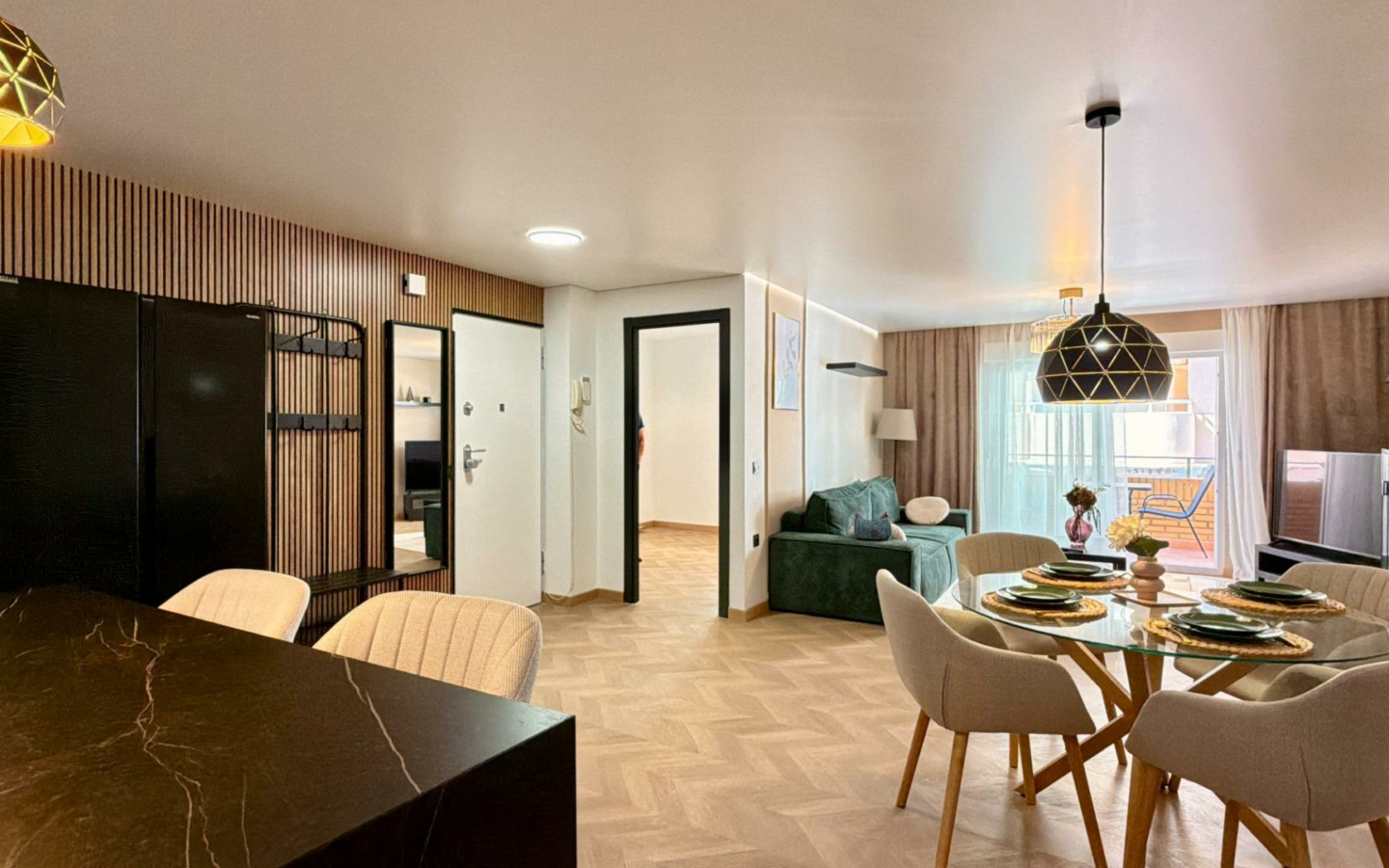 3-bedroom Apartment In Torrevieja, Spain (100 M²)