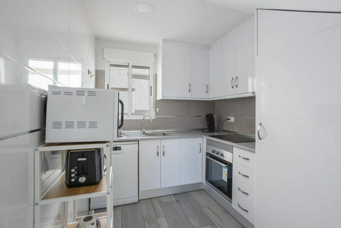 3-bedroom Apartment In Torrevieja, Spain (110 M²)