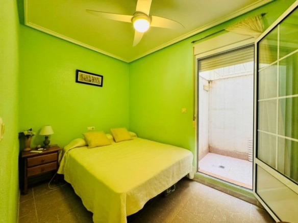 3-bedroom Apartment In Torrevieja, Spain (70 M²)