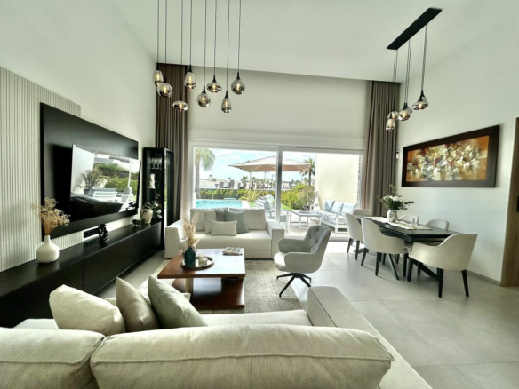 4-bedroom Villa In Algorfa, Spain (133 M²)