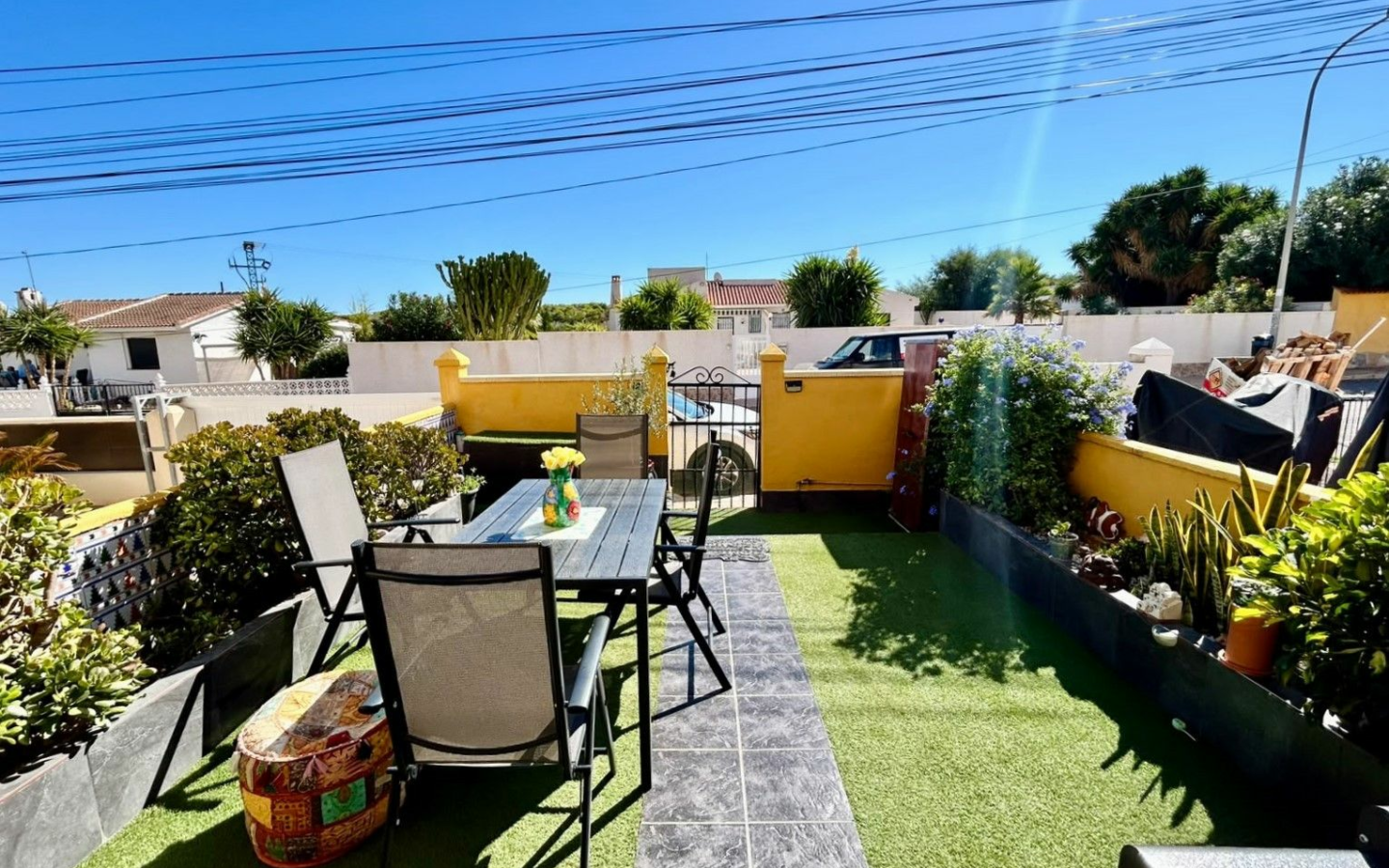 3-bedroom House In Torrevieja, Spain (77 M²)