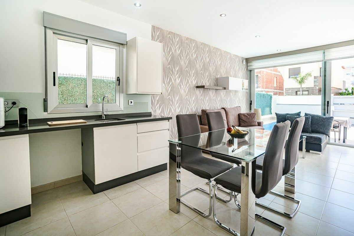 3-bedroom Villa In Lo Pagan, Spain (109 M²)