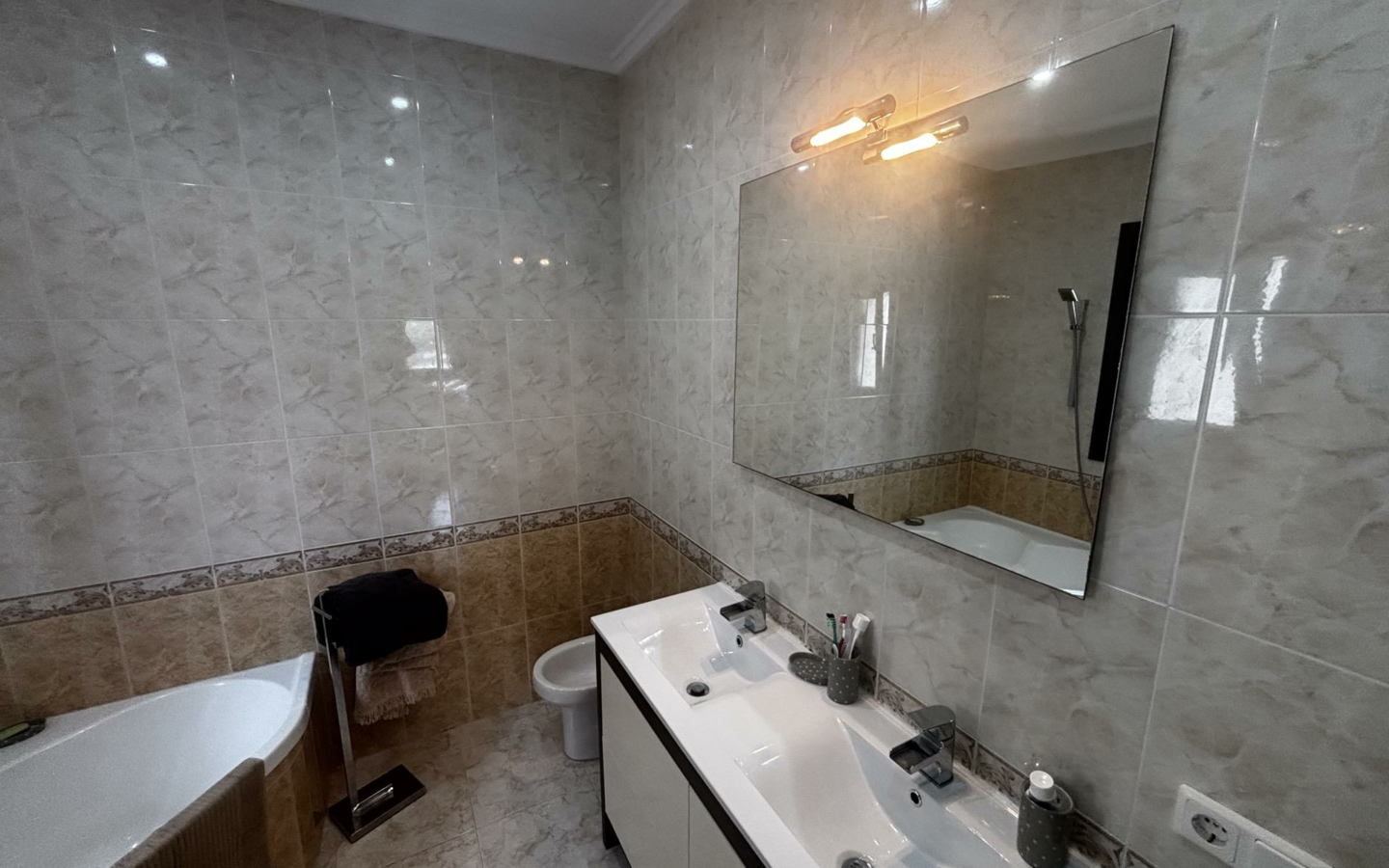 4-bedroom Villa In Rojales, Spain (247 M²)