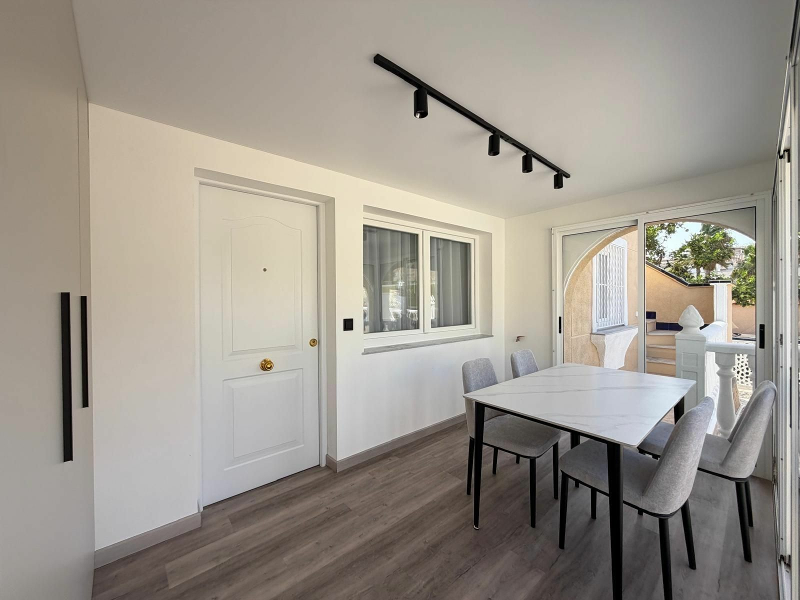 2-bedroom House In Torrevieja, Spain (63 M²)