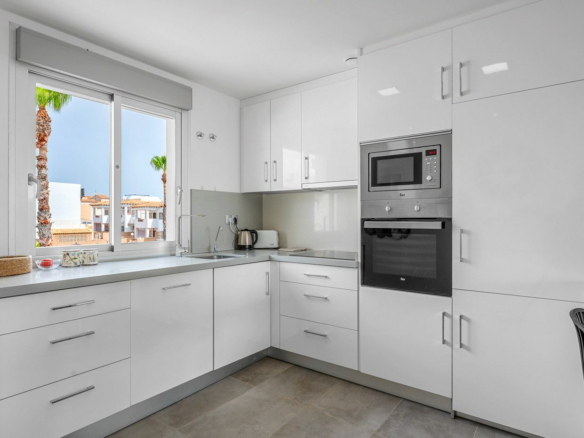 2-bedroom Bungalow In Orihuela Costa, Spain (89 M²)