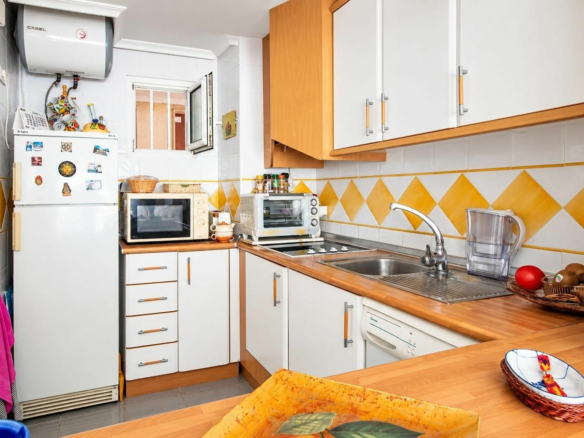 1-bedroom Apartment In Orihuela Costa, Spain (44 M²)