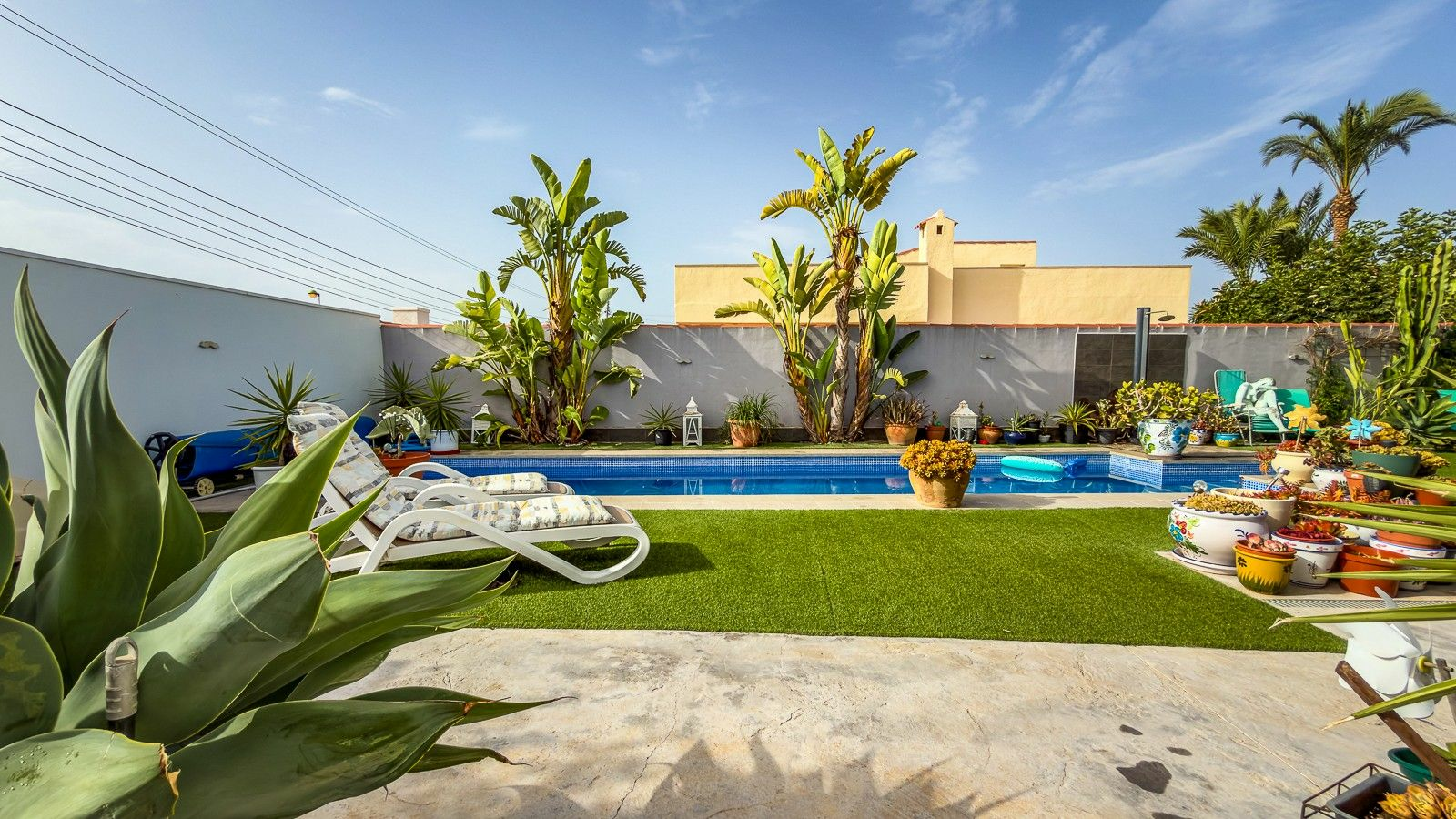 2-bedroom Villa In Torrevieja, Spain (130 M²)