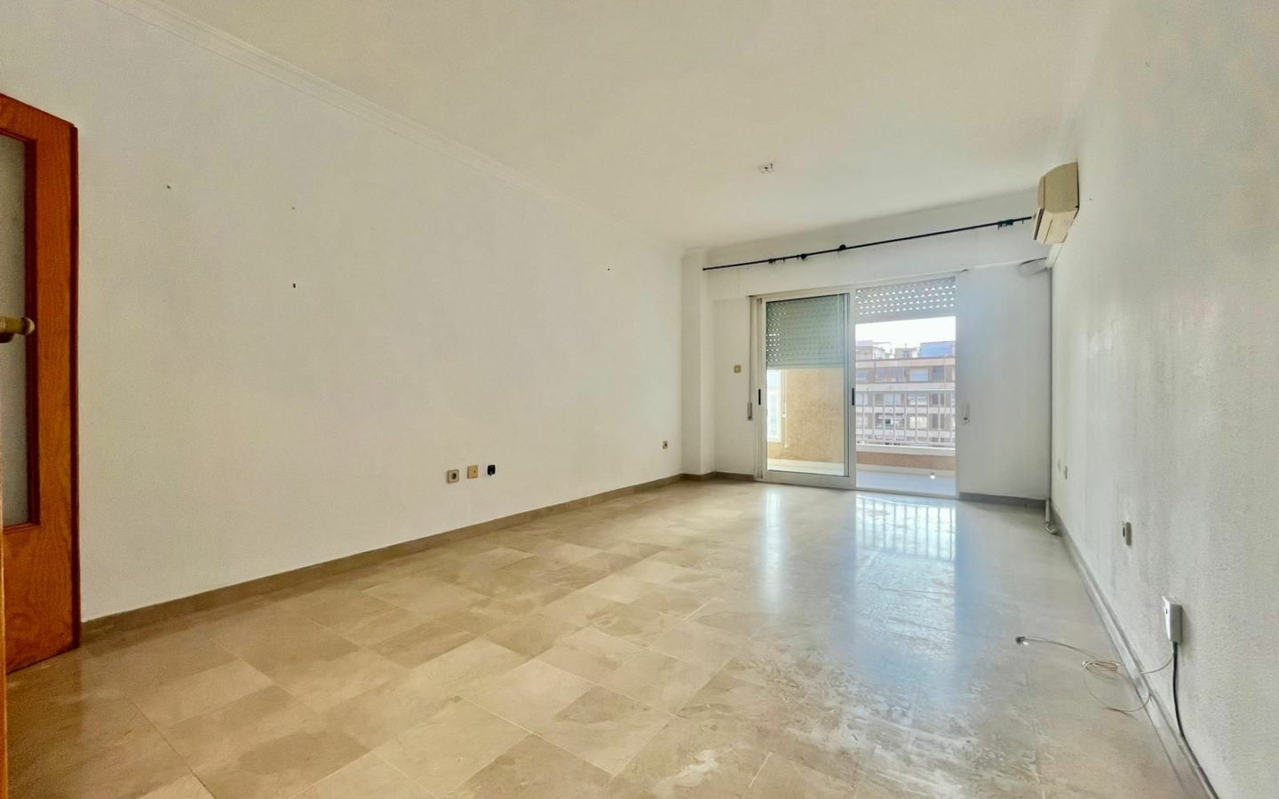 3-bedroom Apartment In Torrevieja, Spain (106 M²)