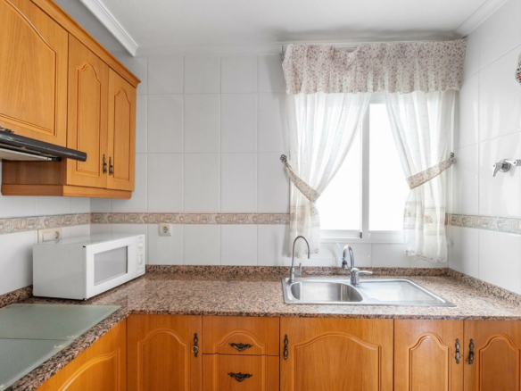 2-bedroom Apartment In Torrevieja, Spain (77 M²)