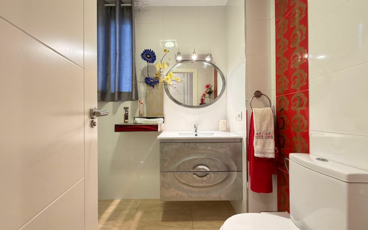 2-bedroom Apartment In Torrevieja, Spain (54 M²)