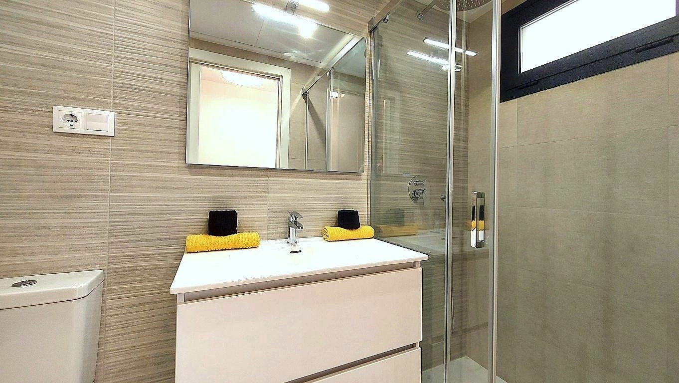 2-bedroom Apartment In Orihuela Costa, Spain (92 M²)
