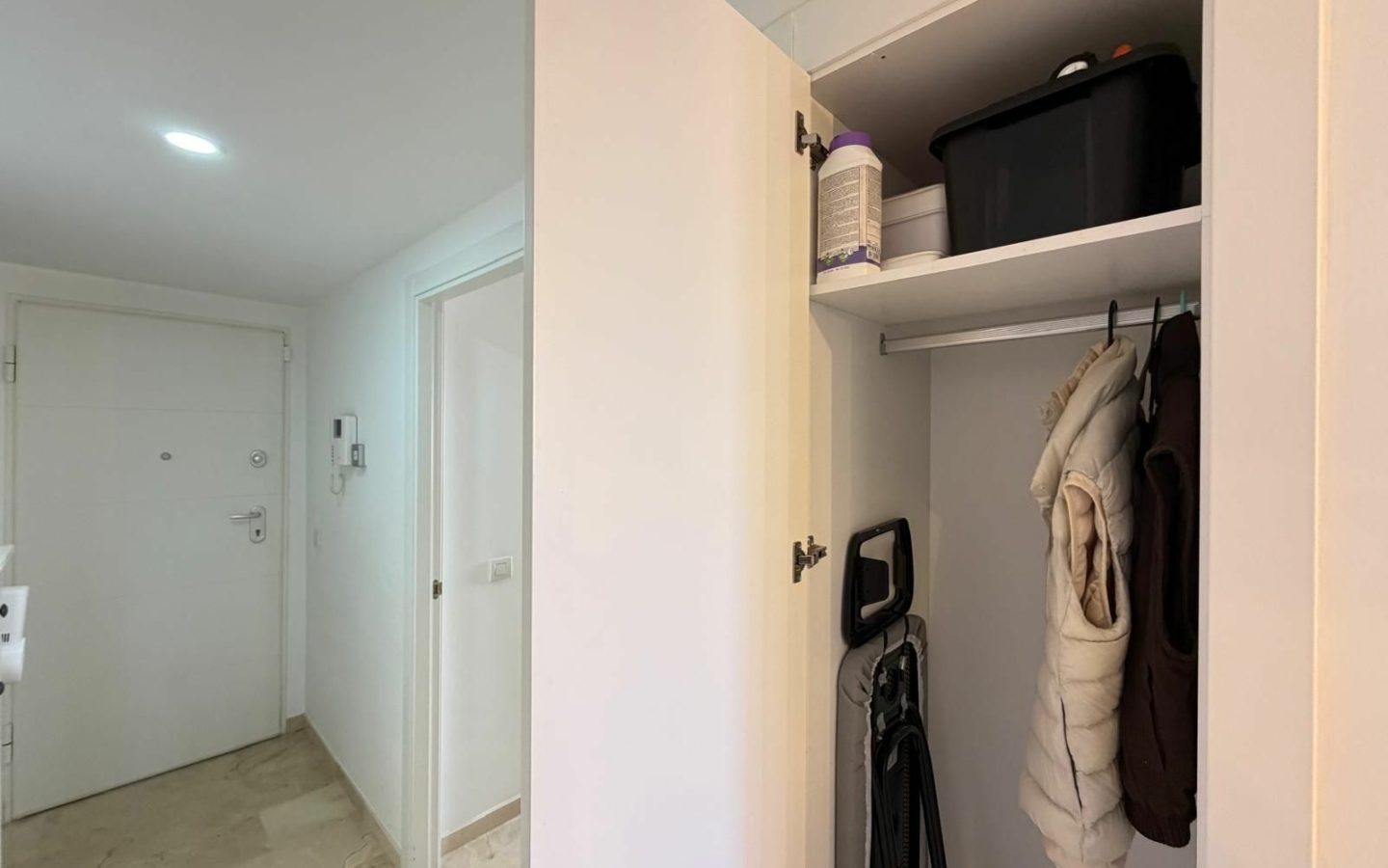 3-bedroom Apartment In Torrevieja, Spain (113 M²)