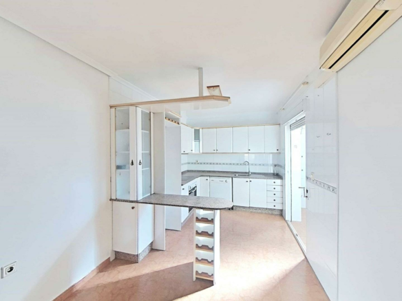 3-bedroom Duplex In San Pedro Del Pinatar, Spain (209 M²)