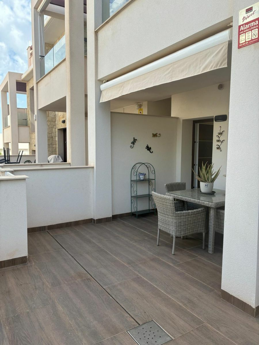 2-bedroom Apartment In Torrevieja, Spain (78 M²)