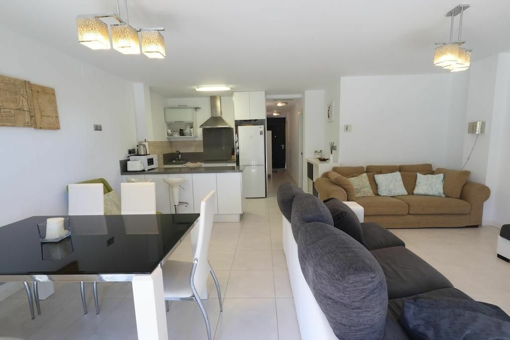 2-bedroom Apartment In Orihuela Costa, Spain (80 M²)