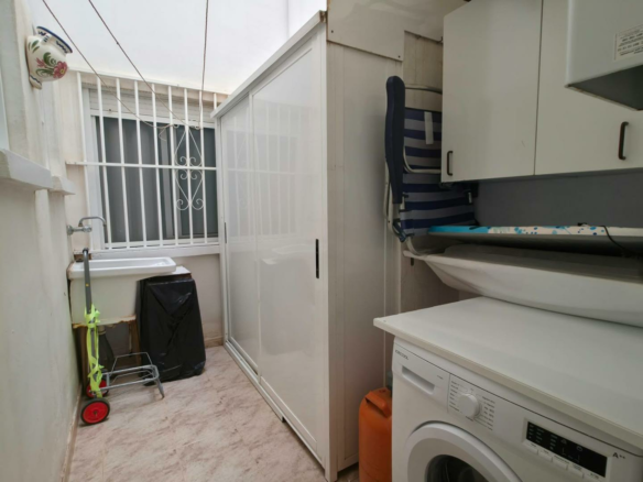 3-bedroom Apartment In Torrevieja, Spain (86 M²)