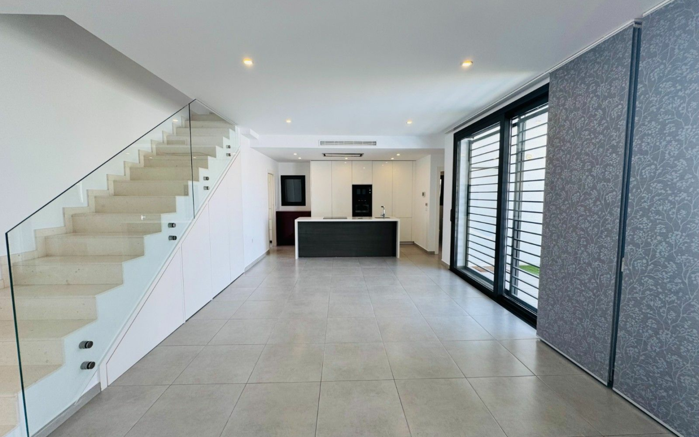 3-bedroom Villa In San Pedro Del Pinatar, Spain (154 M²)