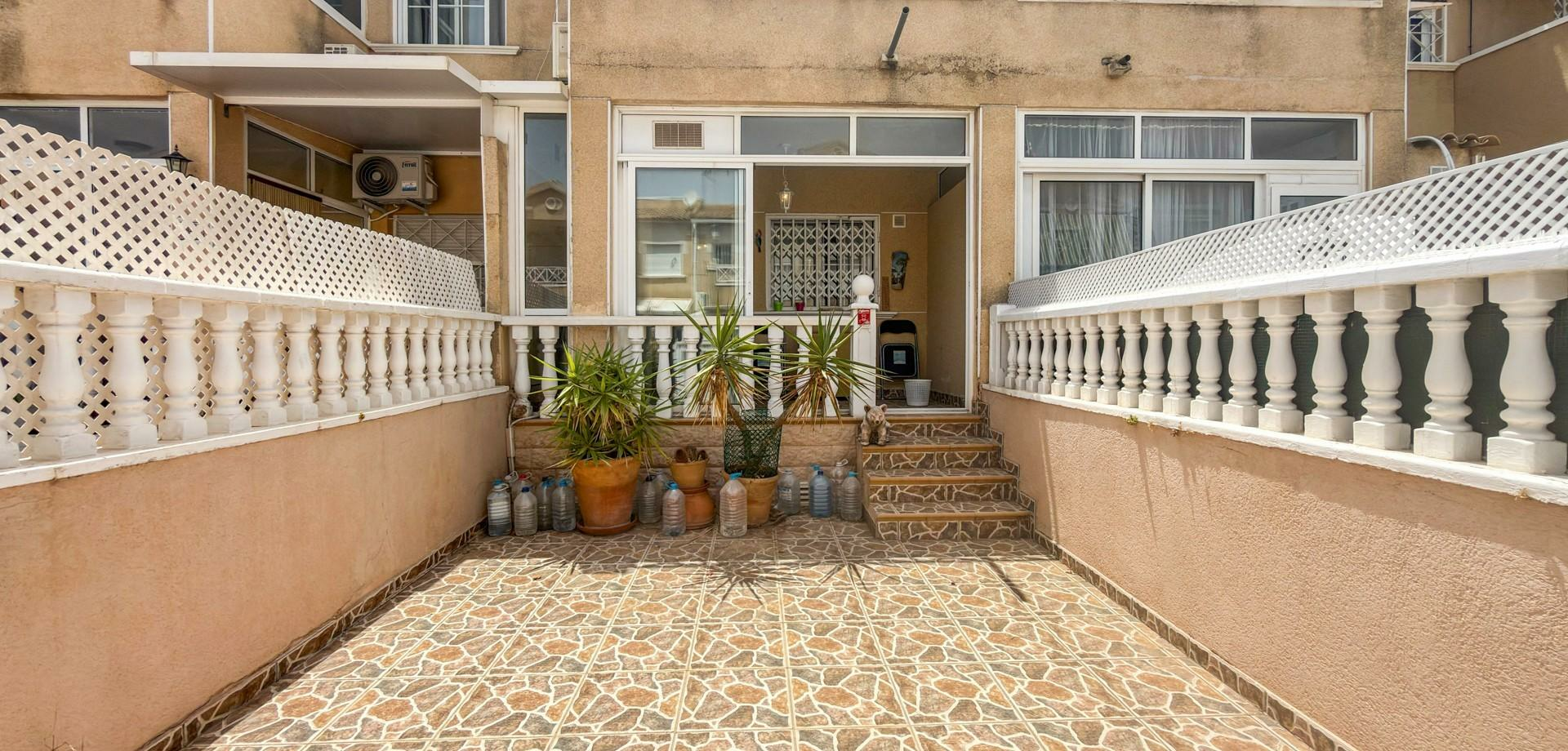 2-bedroom Terraced House In Torrevieja, Spain (69 M²)