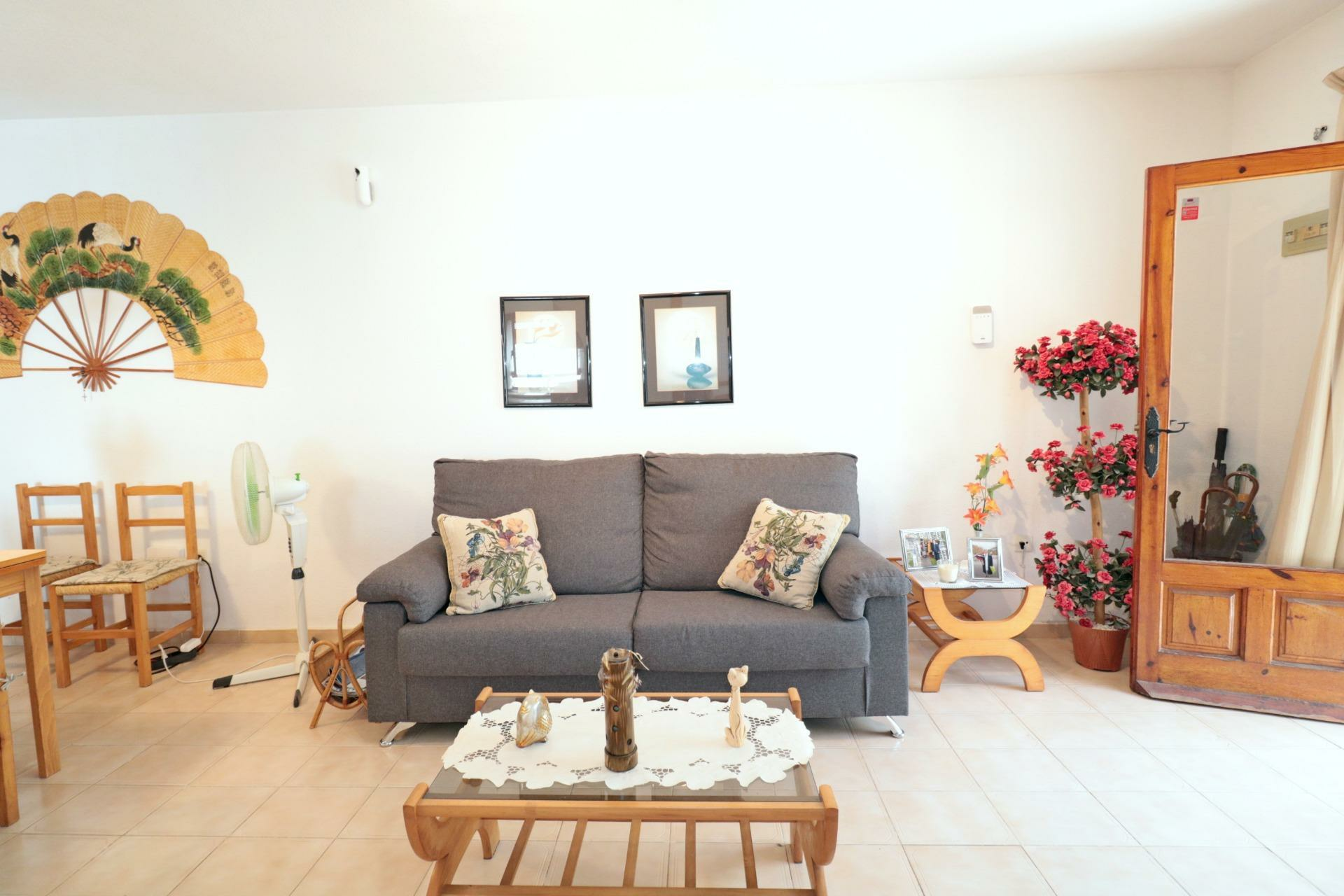 3-bedroom Bungalow In Torrevieja, Spain (80 M²)