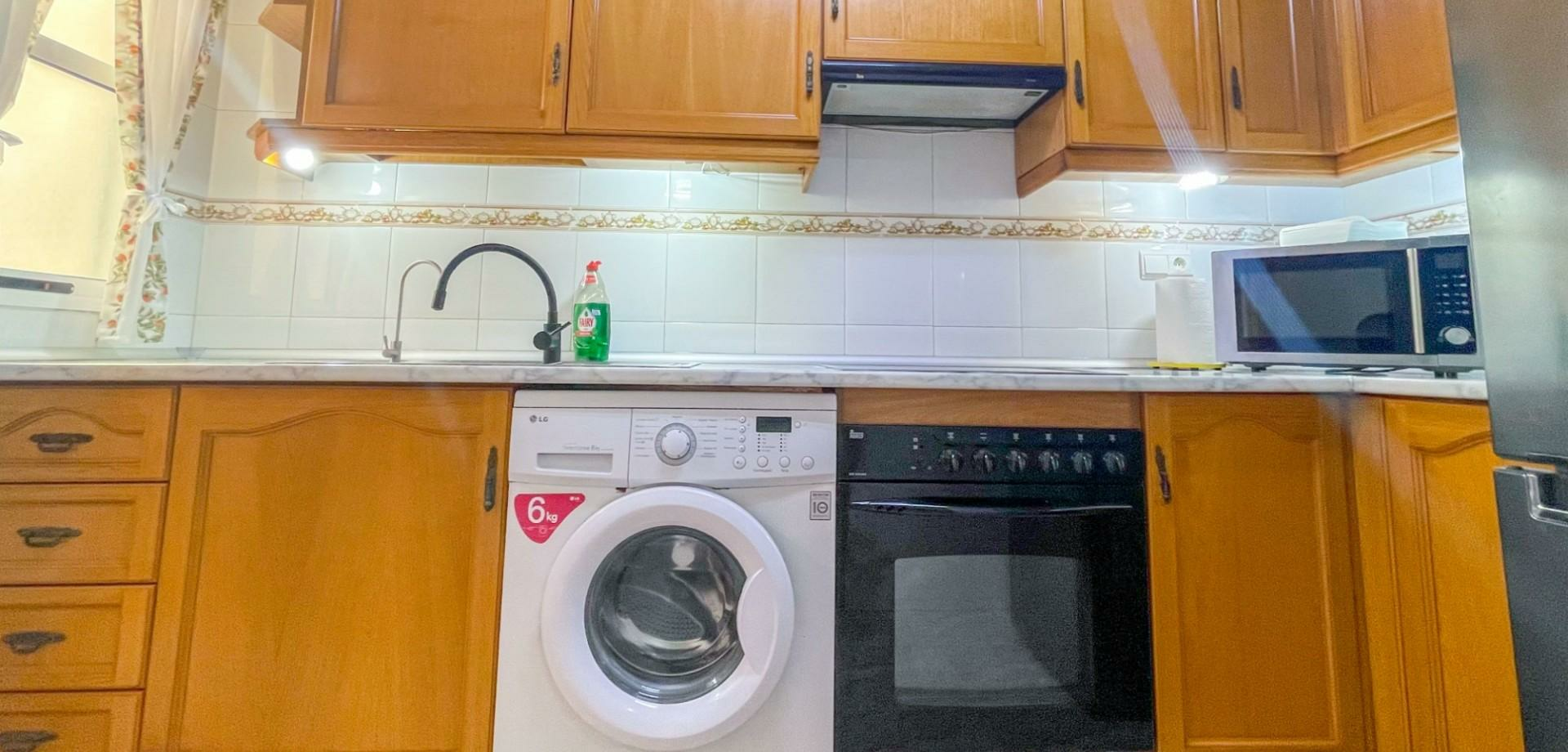 3-bedroom Apartment In Torrevieja, Spain (92 M²)