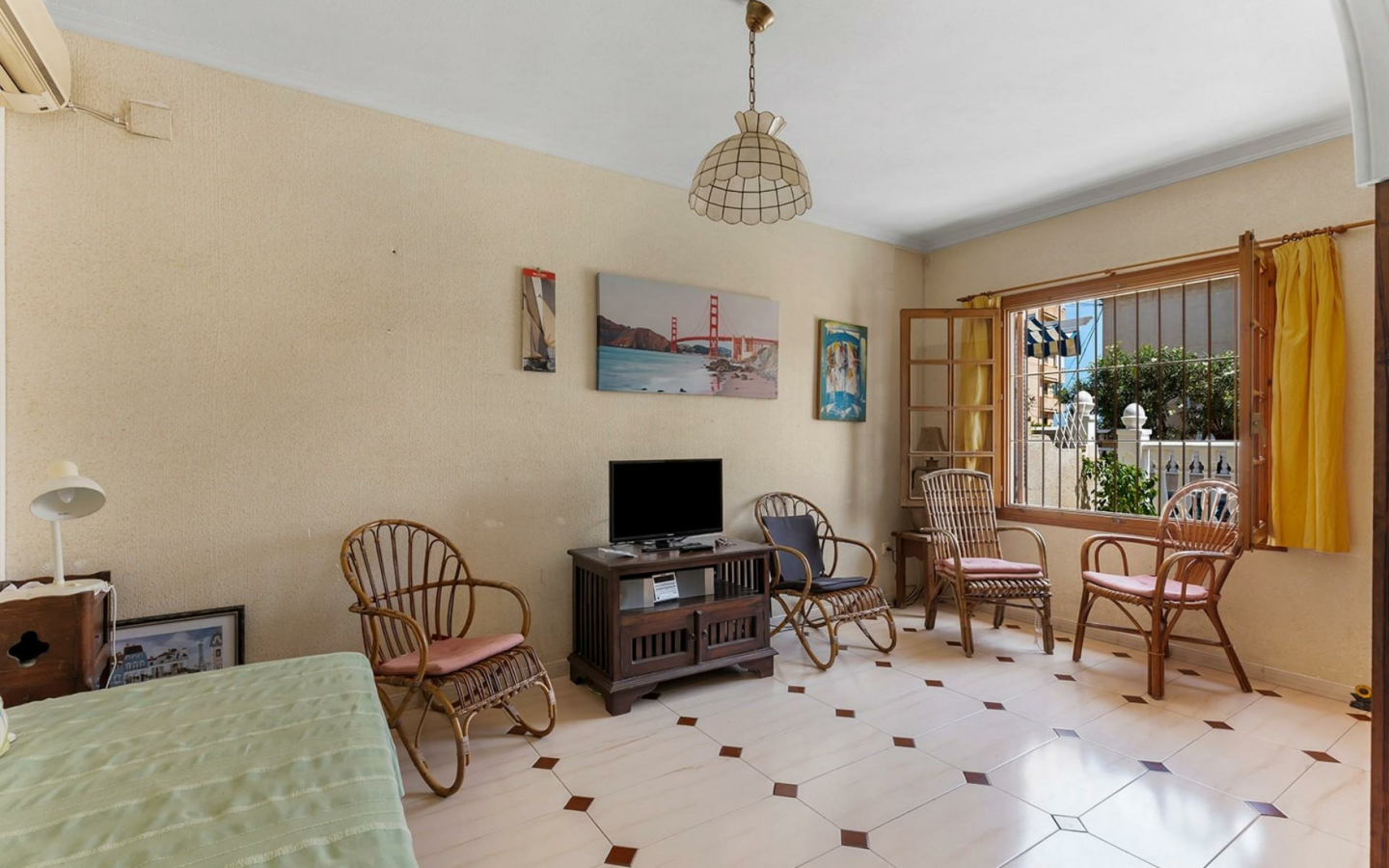 3-bedroom House In Torrevieja, Spain (99 M²)