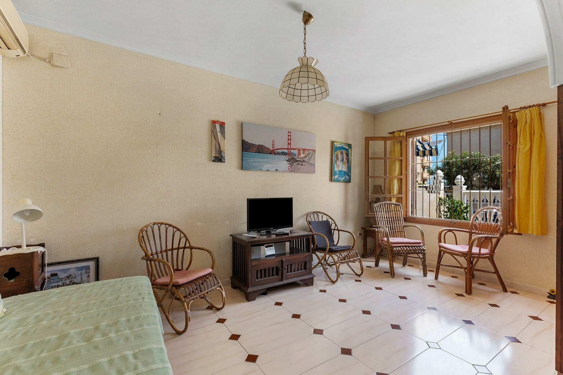 3-bedroom House In Torrevieja, Spain (99 M²)