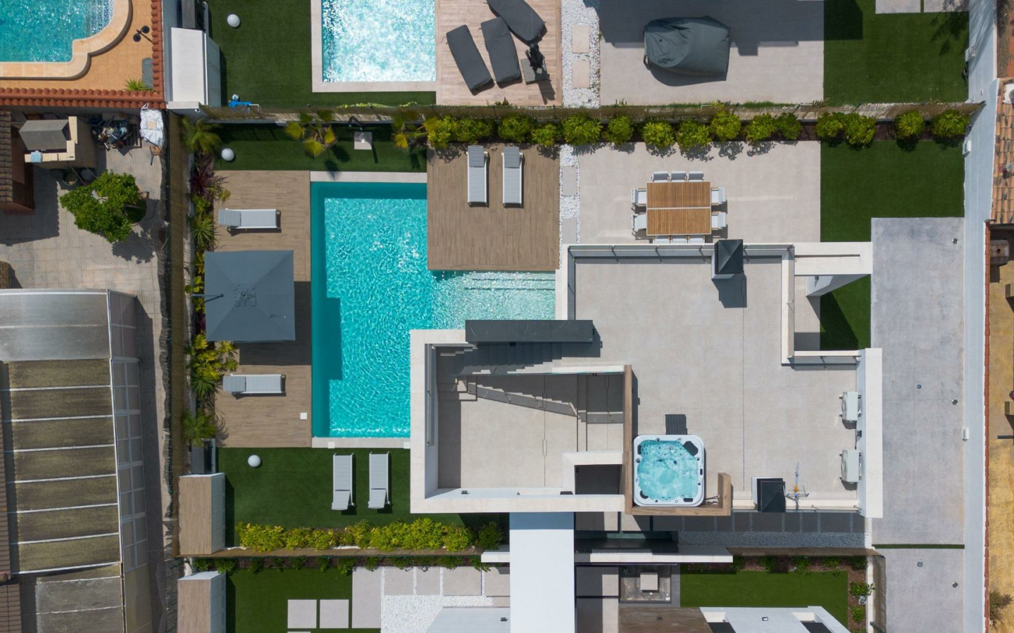 3-bedroom Villa In Torrevieja, Spain (126 M²)