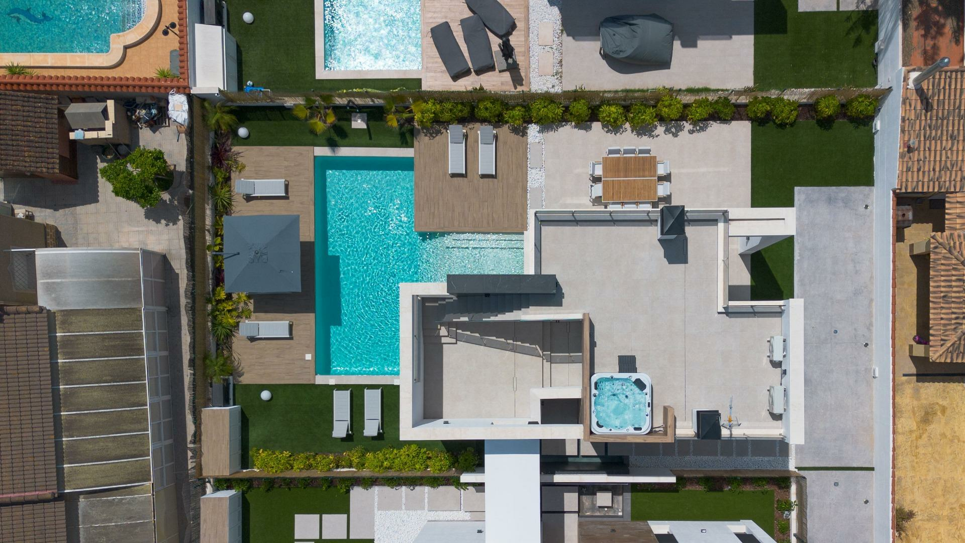 2-7-9632e7 3-bedroom Villa In Torrevieja, Spain (126 M²)